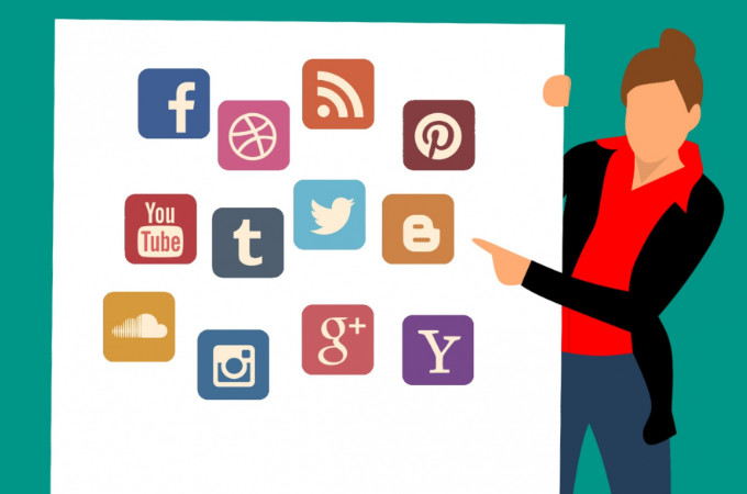 Regular el uso de las redes sociales, ¿censura o protección?